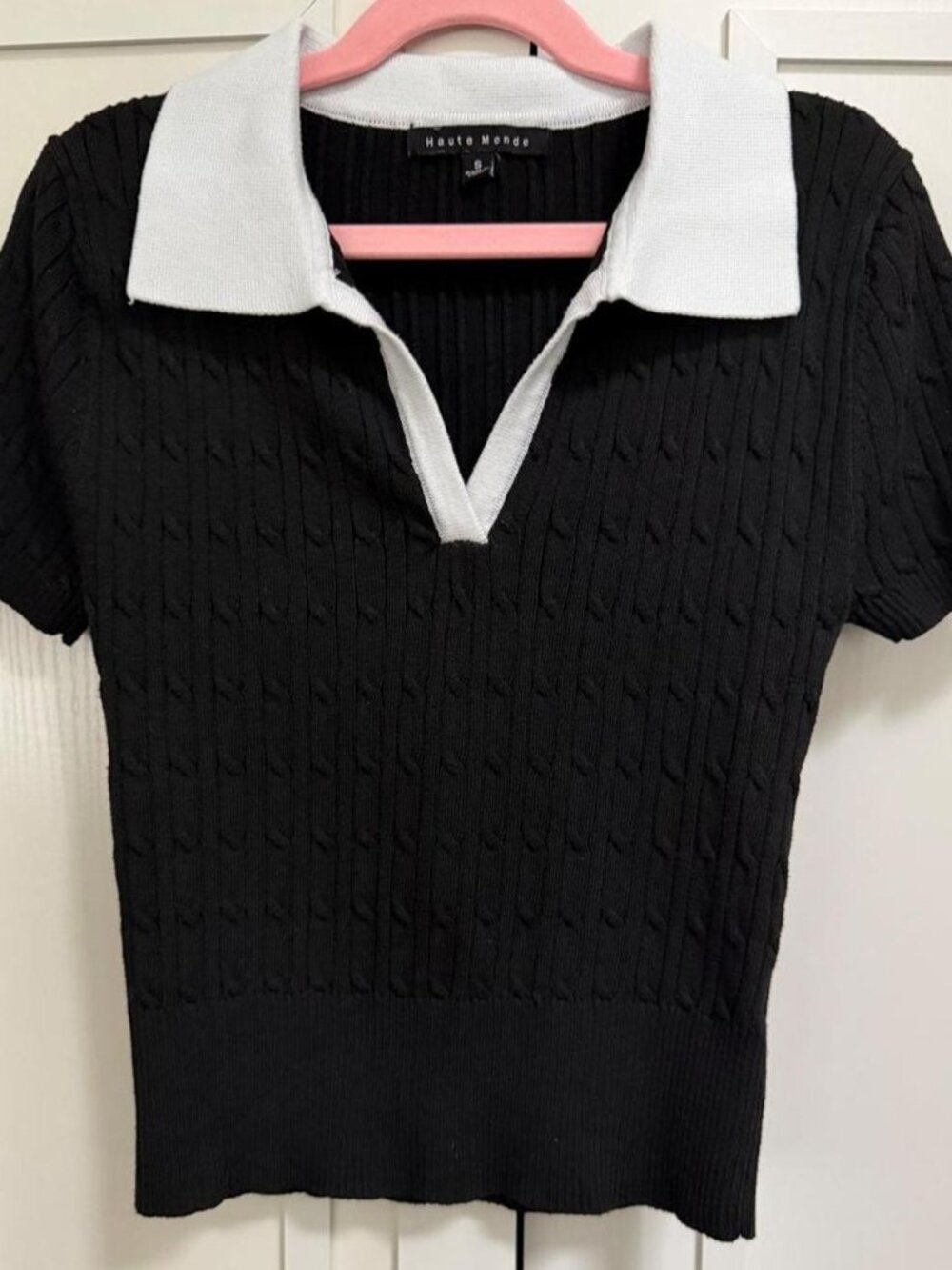 Black Ribbed Knit Collared Top Shirt White Collar Size Small